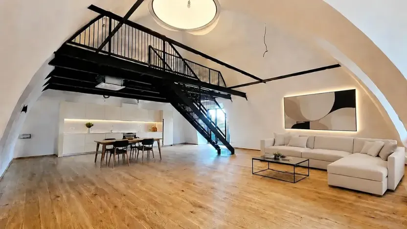Pronájem bytu 2+kk, Praha - Nusle, Bělehradská, 107 m2