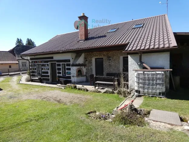 Prodej rodinného domu, Svratka, Libušina, 200 m2