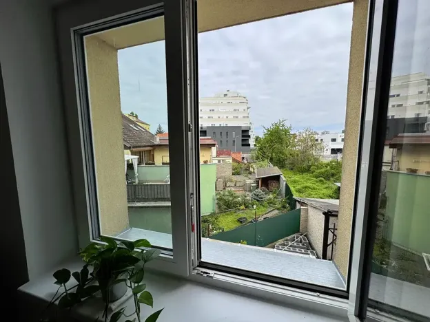 Pronájem bytu 2+kk, Brno, Konopná, 36 m2
