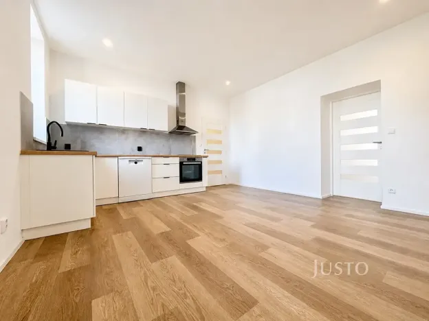 Pronájem bytu 2+kk, Děčín, Plzeňská, 47 m2