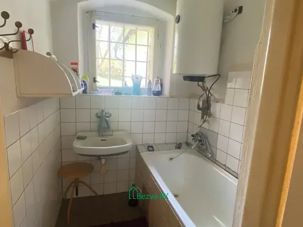 Prodej obchodního prostoru, Varvažov, 1358 m2