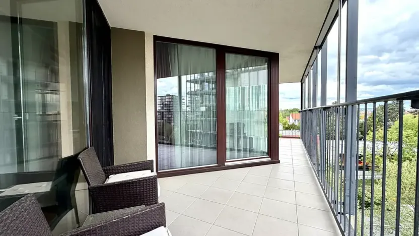 Pronájem bytu 1+kk, Praha, Malešická, 44 m2