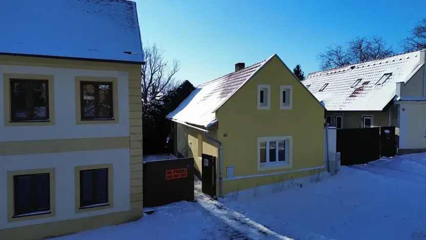 Prodej rodinného domu, Ondřejov, nám. 9. května, 74 m2