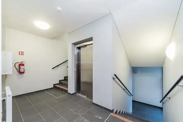 Pronájem bytu 2+kk, Praha - Jinonice, Pod stolovou horou, 58 m2