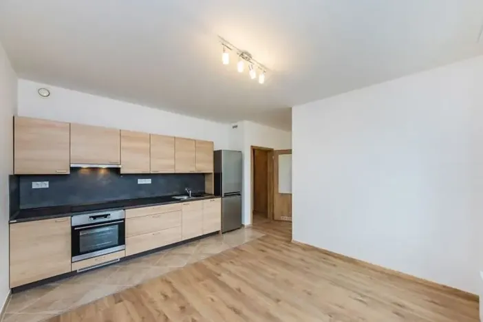 Pronájem bytu 1+kk, Praha - Hodkovičky, Šífařská, 34 m2