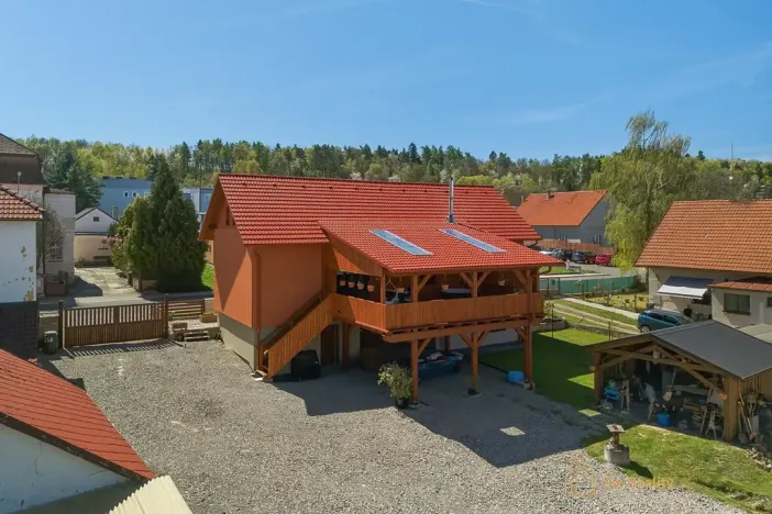 Prodej rodinného domu, Zavidov, 261 m2