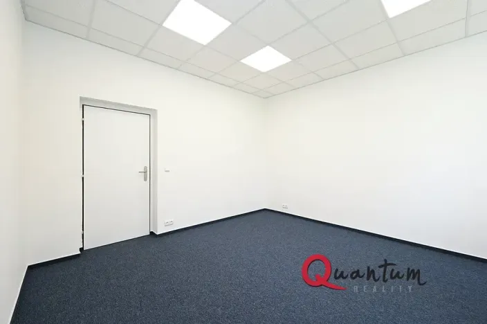 Pronájem kanceláře, Praha - Smíchov, Radlická, 67 m2