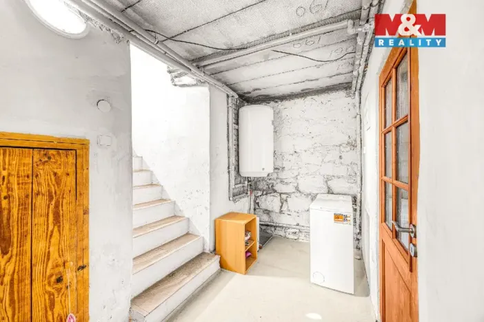 Prodej rodinného domu, Soběhrdy - Žíňánky, 298 m2