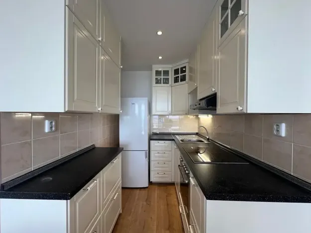Pronájem bytu 2+kk, Praha - Kobylisy, Kyselova, 44 m2