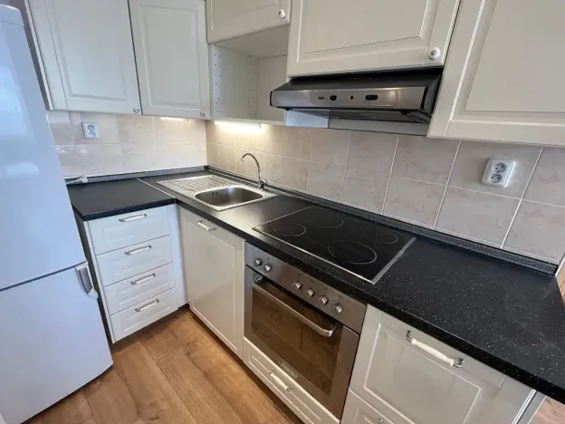 Pronájem bytu 2+kk, Praha - Kobylisy, Kyselova, 44 m2