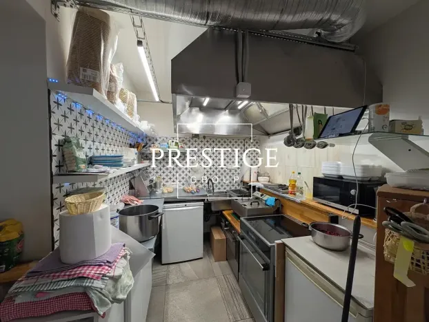 Pronájem restaurace, Praha - Košíře, Vrchlického, 66 m2
