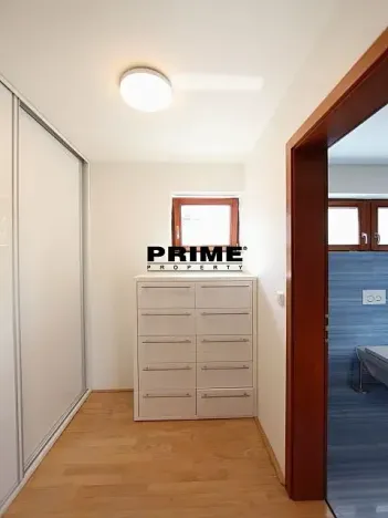 Pronájem rodinného domu, Praha - Jinonice, Vacínovská, 469 m2