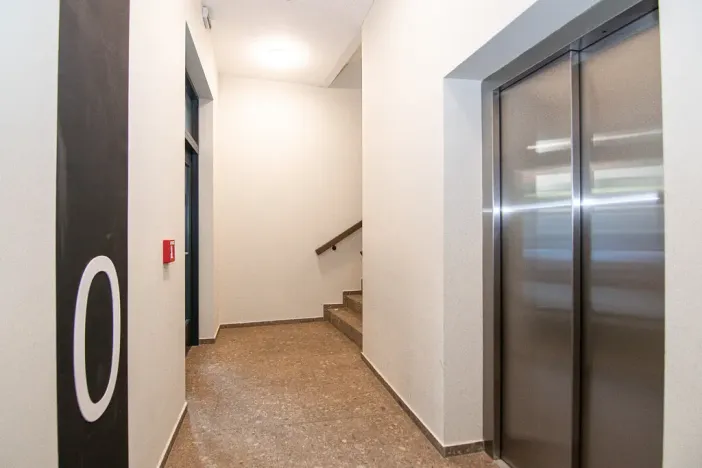 Pronájem bytu 2+kk, Praha - Košíře, Starokošířská, 58 m2