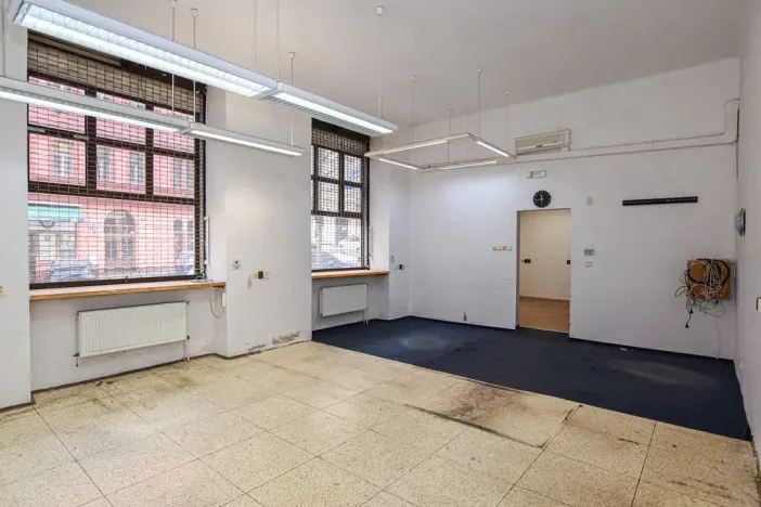 Pronájem obchodního prostoru, Praha - Žižkov, Sudoměřská, 104 m2