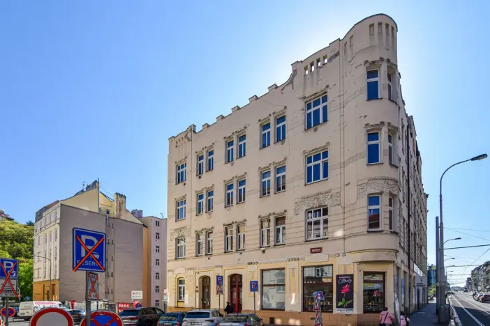 Pronájem bytu 2+kk, Praha - Košíře, Brožíkova, 65 m2