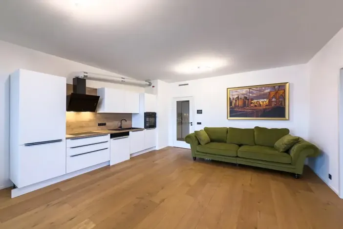Pronájem bytu 2+kk, Praha - Smíchov, Grafická, 57 m2