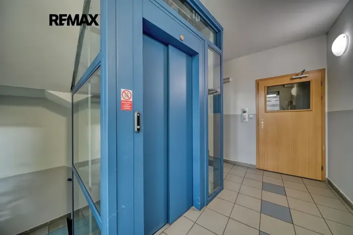 Pronájem bytu 2+kk, Poděbrady, Hakenova, 43 m2