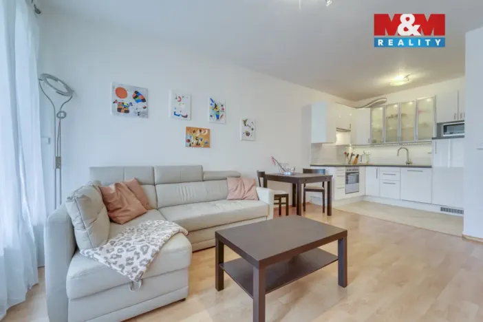 Prodej bytu 2+kk, Praha, Sazovická, 47 m2