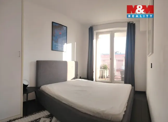 Prodej bytu 2+kk, Praha, Na Maninách, 43 m2