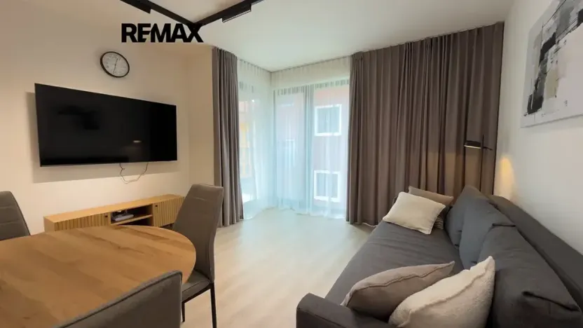 Pronájem bytu 2+kk, Praha - Libeň, Kotlaska, 59 m2