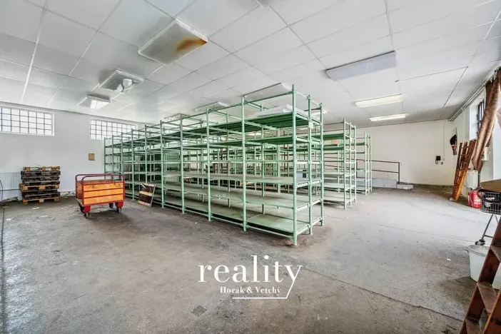 Pronájem skladu, Jihlava, Polenská, 1000 m2