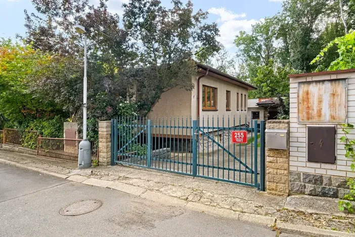 Prodej rodinného domu, Praha - Zbraslav, Nebeského, 207 m2