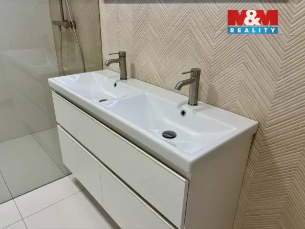 Prodej bytu 3+kk, Ostrava - Radvanice, Dvořáčkova, 100 m2