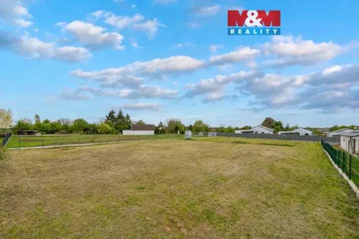 Prodej pozemku pro bydlení, Choltice, Na Hlásku, 1205 m2
