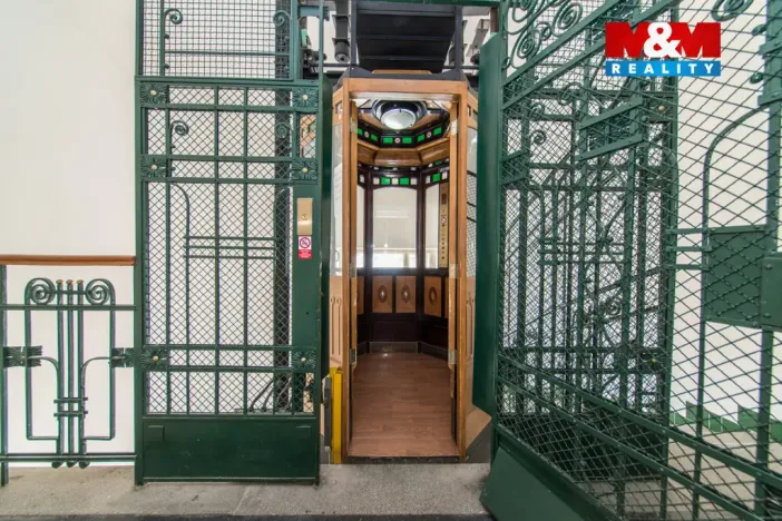 Pronájem bytu 1+kk, Praha - Josefov, Valentinská, 31 m2