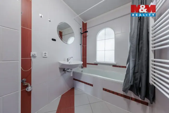 Pronájem bytu 2+1, Jenišov, 62 m2