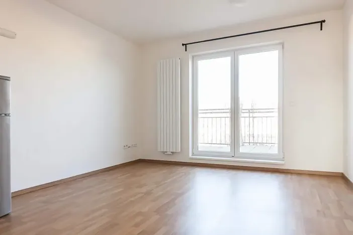 Pronájem bytu 2+kk, Praha - Vršovice, Karpatská, 43 m2