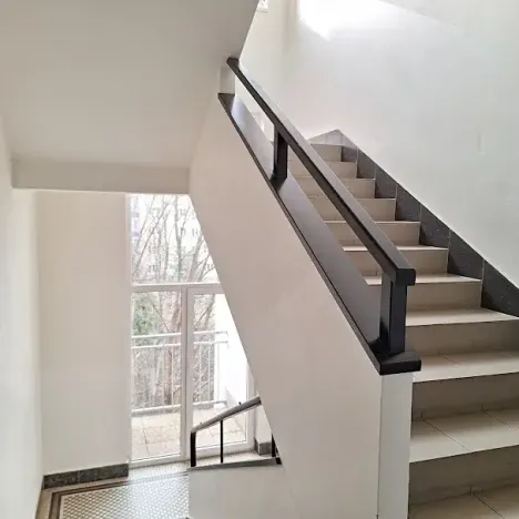 Pronájem bytu 2+kk, Praha - Vršovice, Karpatská, 43 m2