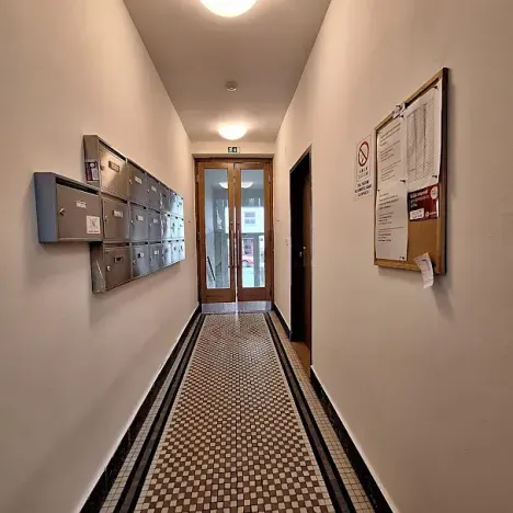 Pronájem bytu 2+kk, Praha - Vršovice, Karpatská, 43 m2