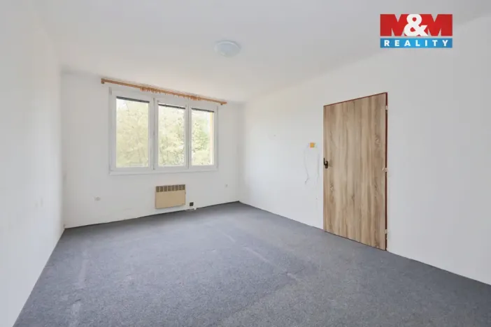 Prodej bytu 3+1, Černovice, Tyršova, 64 m2