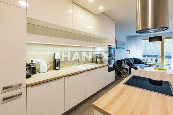 Pronájem bytu 3+kk, Praha - Košíře, Pod Kavalírkou, 82 m2
