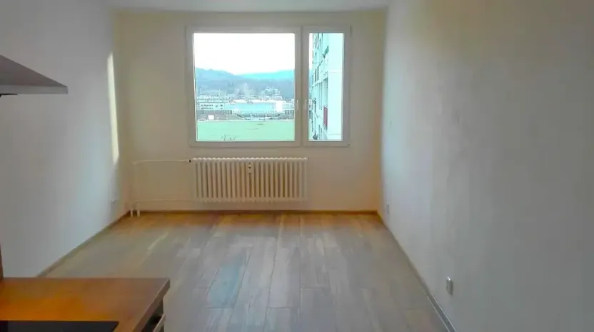 Pronájem bytu 2+kk, Králův Dvůr, Nad Stadionem, 42 m2