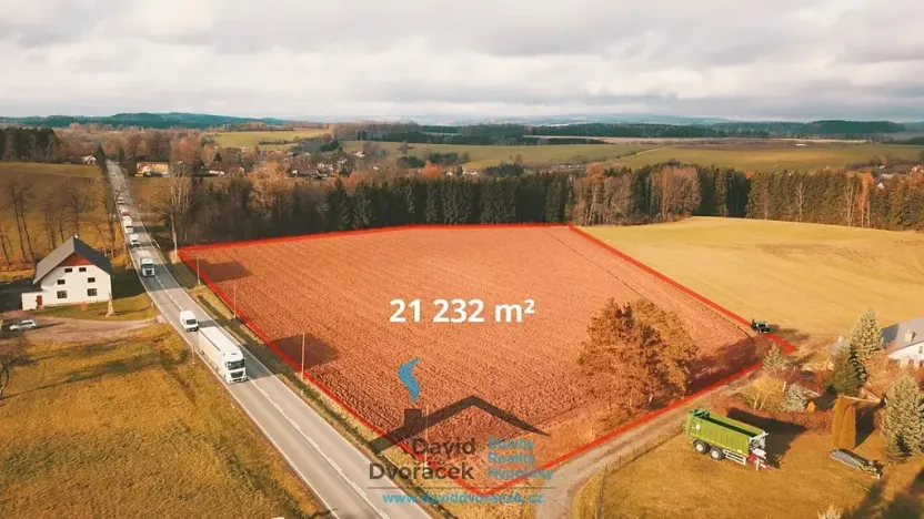 Prodej komerčního pozemku, Líšnice, 21232 m2