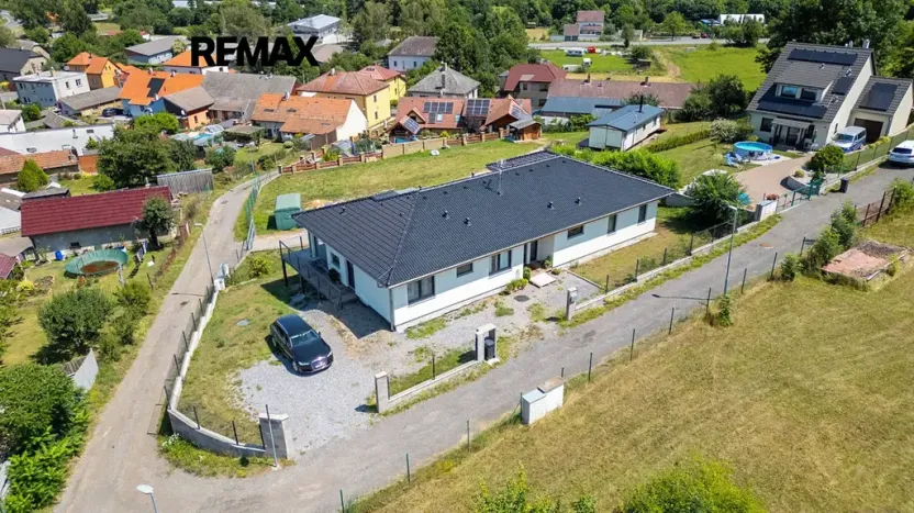 Prodej vícegeneračního domu, Bavoryně, 194 m2