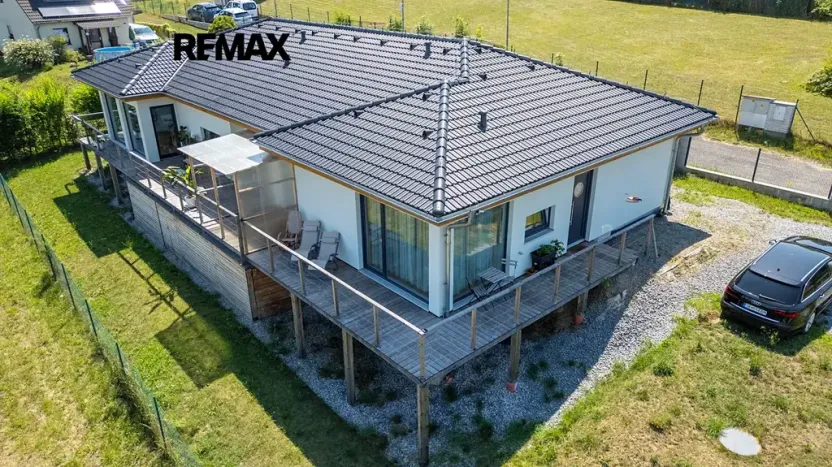 Prodej vícegeneračního domu, Bavoryně, 194 m2