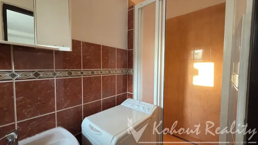 Pronájem bytu 1+1, Praha - Libeň, Za vodárnou, 40 m2