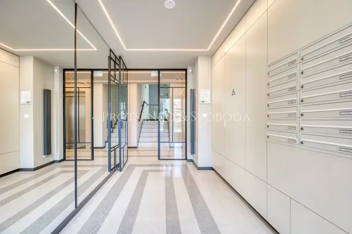 Pronájem bytu 2+kk, Praha - Troja, Pod Havránkou, 63 m2