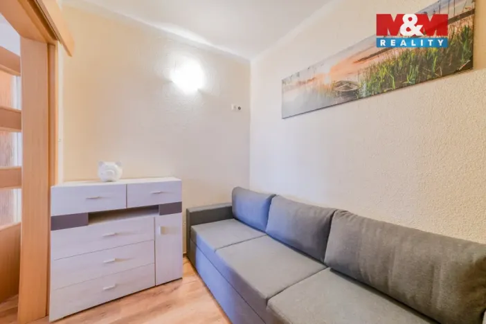 Prodej bytu 2+1, Tachov, Jabloňová, 61 m2