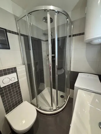 Pronájem bytu 1+kk, Praha - Smíchov, Kotevní, 22 m2