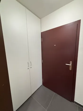 Pronájem bytu 1+kk, Praha - Smíchov, Kotevní, 22 m2