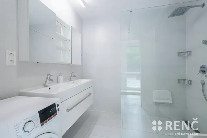 Pronájem bytu 2+kk, Brno, Pod Horkou, 44 m2