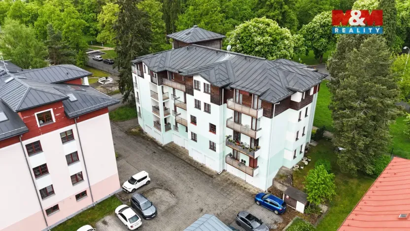 Pronájem garáže, Mariánské Lázně, Křižíkova, 22 m2