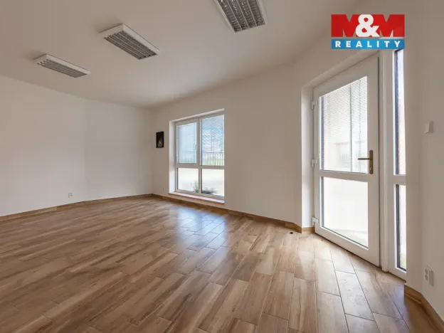 Pronájem kanceláře, Postupice - Milovanice, 212 m2