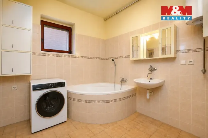 Prodej rodinného domu, Sezemice - Kladina, 98 m2