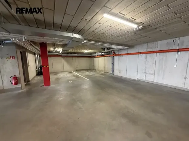 Prodej garážového stání, Slavkov u Brna, Zelnice II., 16 m2