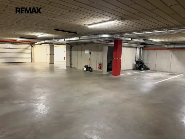 Prodej garážového stání, Slavkov u Brna, Zelnice II., 16 m2